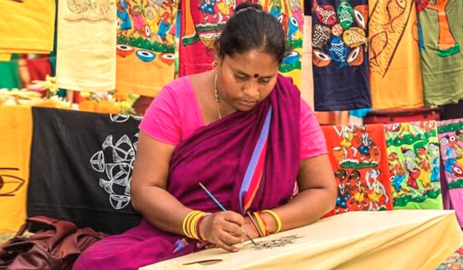 বরিশালে নারী উদ্যোক্তাদের পণ্যসামগ্রীর কোটি কোটি টাকার বাজার তৈরি হয়েছে