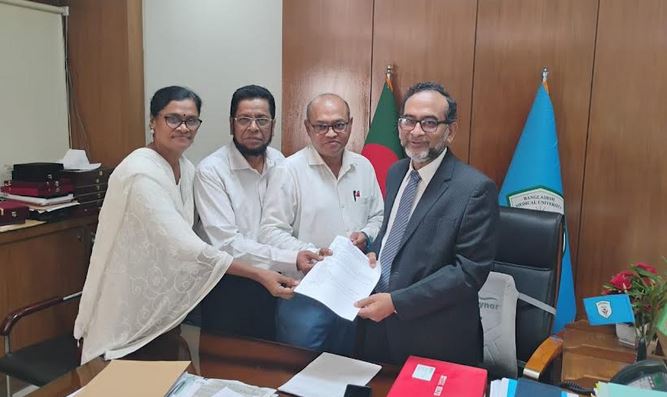 প্রেসক্রিপশনে অনিবন্ধিত ওষুধ নিষিদ্ধে নীতিমালা প্রণয়নের সুপারিশ