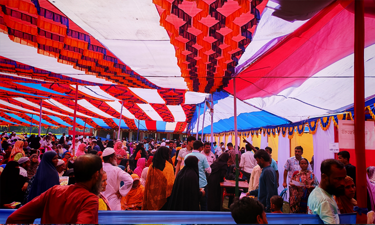 নেত্রকোণায় ফ্রি মেডিকেল ক্যাম্পে চিকিৎসা সেবা প্রদান