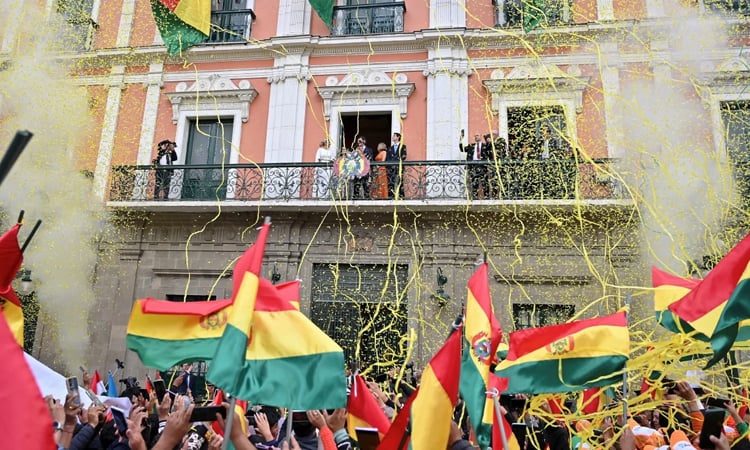 যুক্তরাষ্ট্রের সঙ্গে ১৭ বছর পর পূর্ণাঙ্গ কূটনৈতিক সম্পর্ক পুনঃস্থাপন করবে বলিভিয়া 