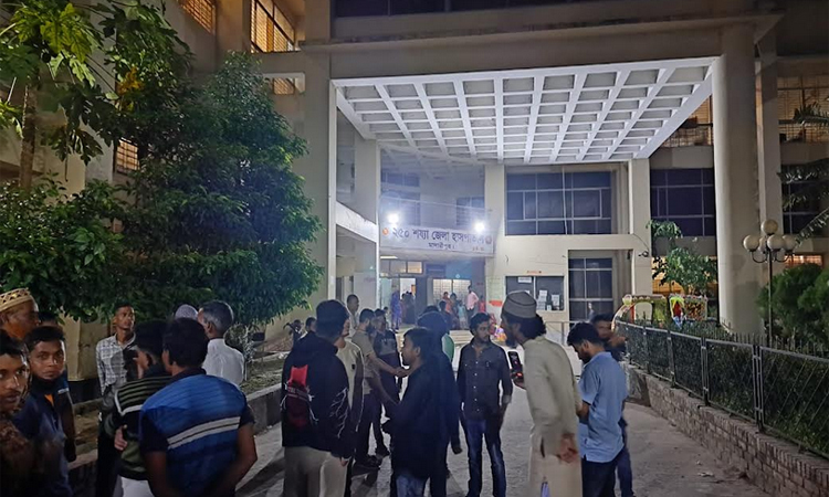 মাদারীপুরে বাইক-সাইকেলের সংঘর্ষে তরুণ নিহত