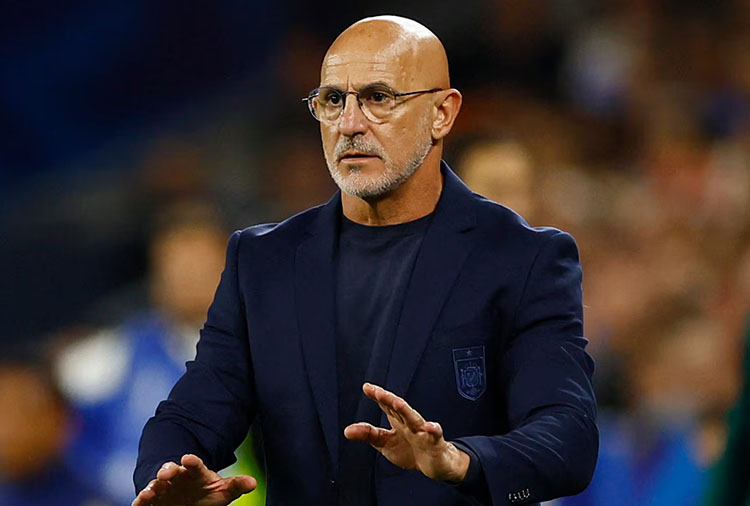 ইয়ামালের ইনজুরি নিয়ে বার্সেলোনার সমালোচনায় স্পেন কোচ