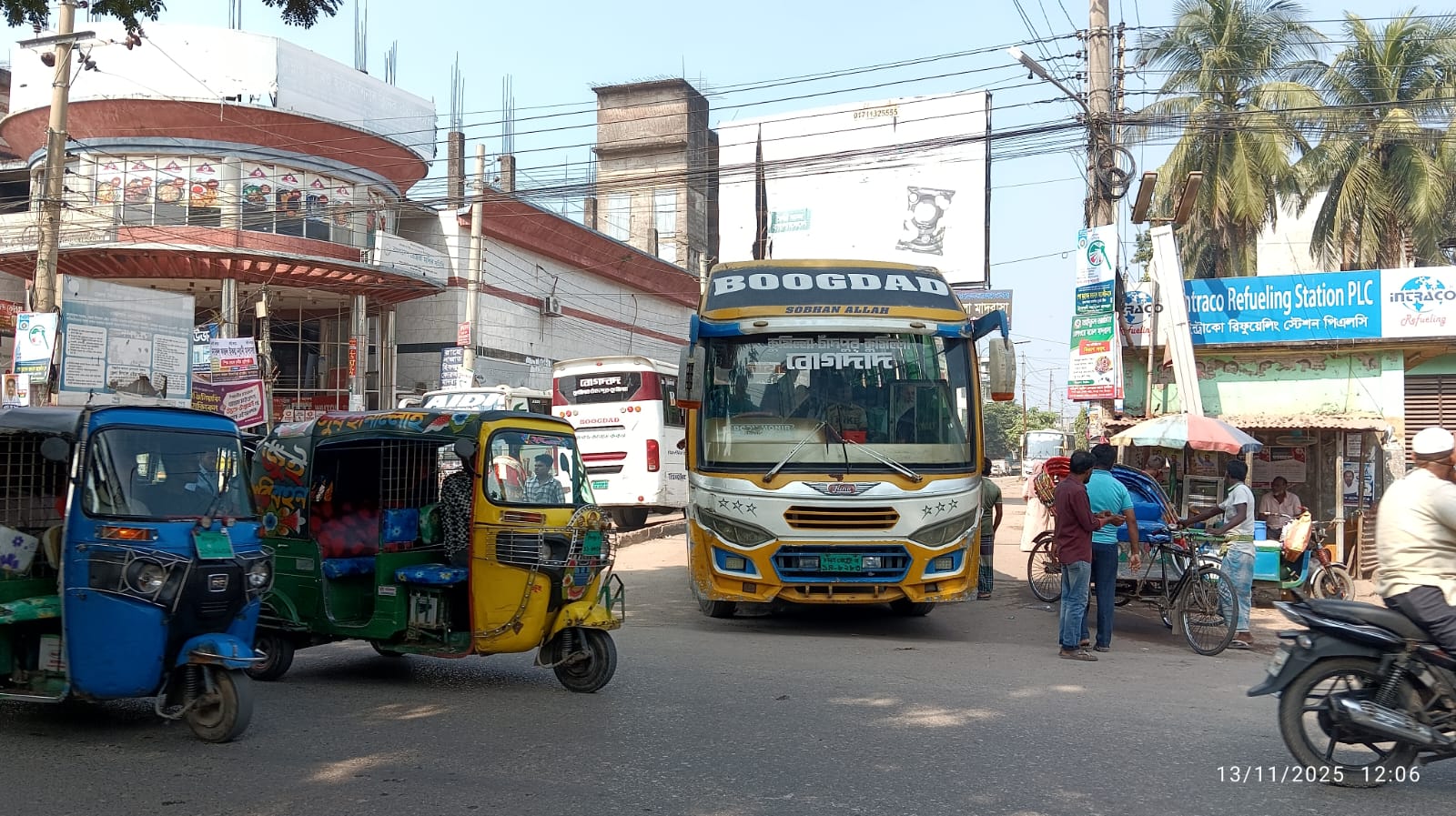 চাঁদপুরে সব রুটে যান চলাচল স্বাভাবিক