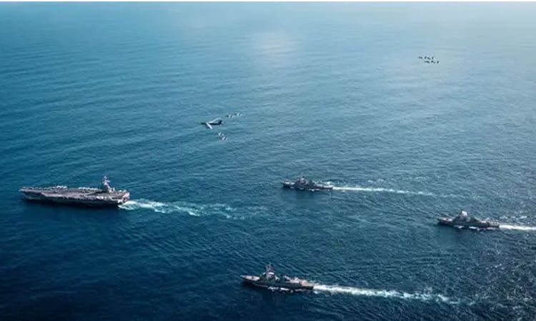 মার্কিন বিমানবাহী রণতরী এখন ক্যারিবীয় সাগরে:  মার্কিন সামরিক বাহিনী