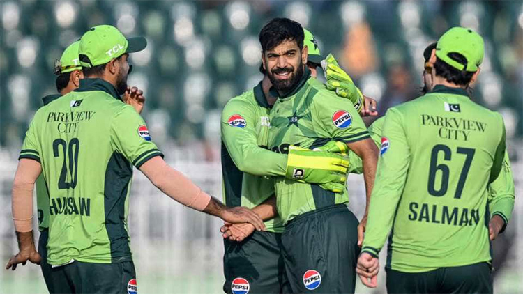 শ্রীলংকাকে পঞ্চমবারের মত হোয়াইটওয়াশ করল পাকিস্তান