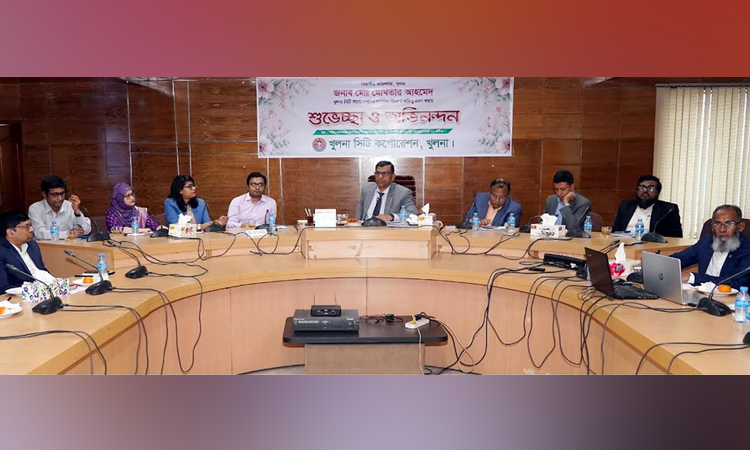 কেসিসি’র কর্মকর্তাদের সঙ্গে নবনিযুক্ত বিভাগীয় কমিশনারের মতবিনিময় 