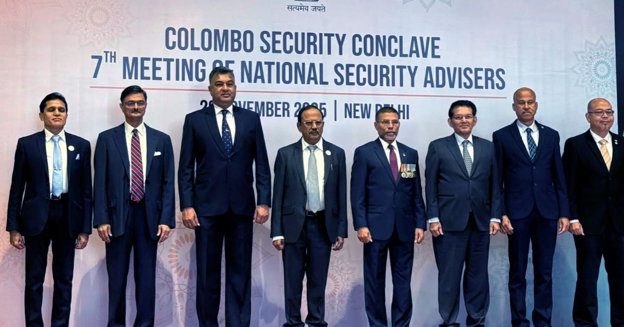 ভুল তথ্য ও গুজবের চ্যালেঞ্জ মোকাবিলায় সম্মিলিত পদক্ষেপ চায় বাংলাদেশ