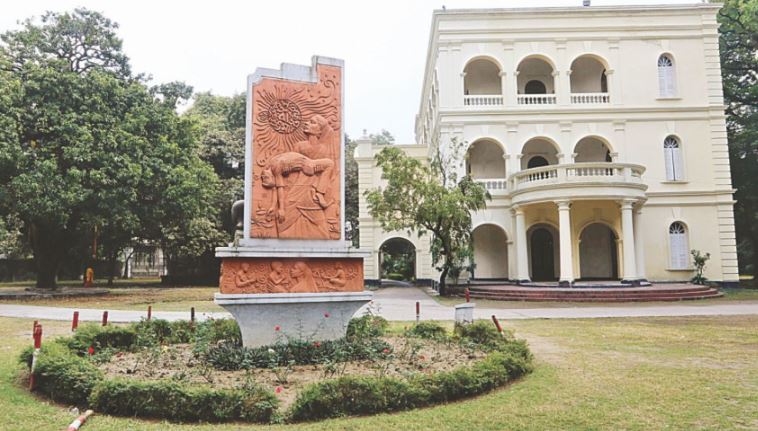 ৪ ডিসেম্বর বাংলা একাডেমি প্রাঙ্গণে শুরু হচ্ছে ‘বিজয় বইমেলা ২০২৫’