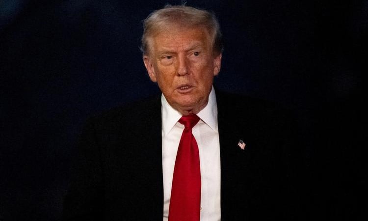 মিয়ানমারের নাগরিকদের জন্য যুক্তরাষ্ট্রে অস্থায়ী সুরক্ষা বাতিল করলেন ট্রাম্প