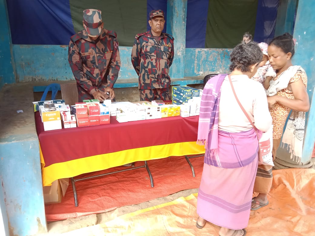 রাঙ্গামাটির সীমান্তবর্তী গ্রামে বিজিবির চিকিৎসা ক্যাম্প