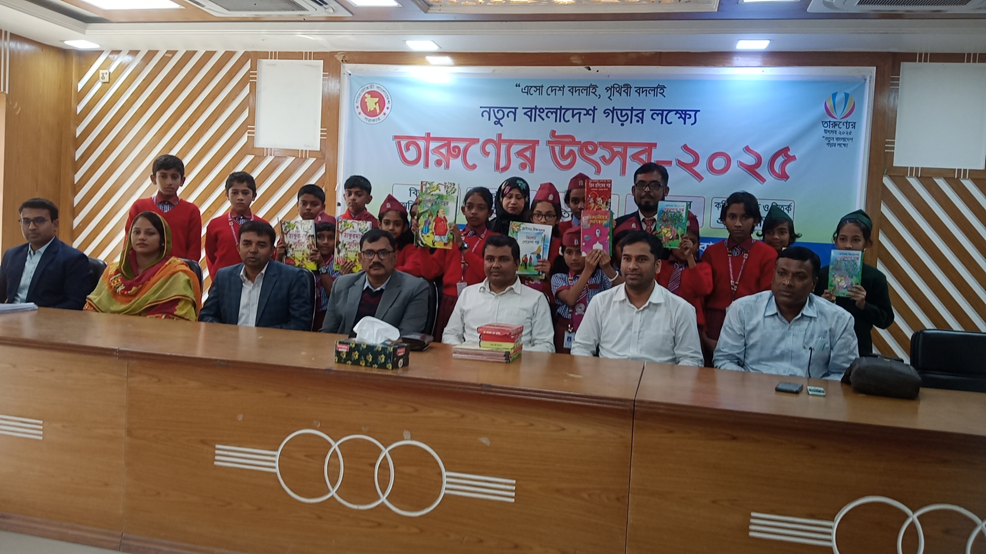 মোল্লাহাটে নানা আয়োজনে তারুণ্যের উৎসব উদযাপন