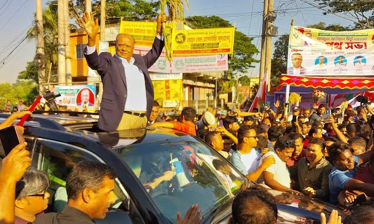 আগামীতে তারেক রহমানের নেতৃত্বে সরকার গঠন হবে : আব্দুল আউয়াল মিন্টু