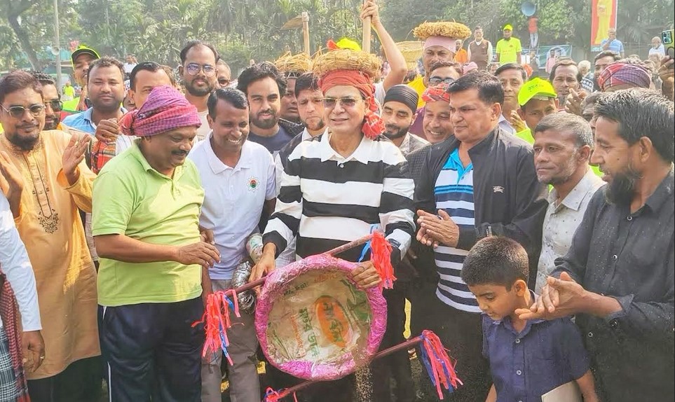 খালেদা জিয়া জীবনের ঝুঁকি নিয়ে গণতন্ত্র পুনরুদ্ধারের আন্দোলন করেছেন : দুলু
