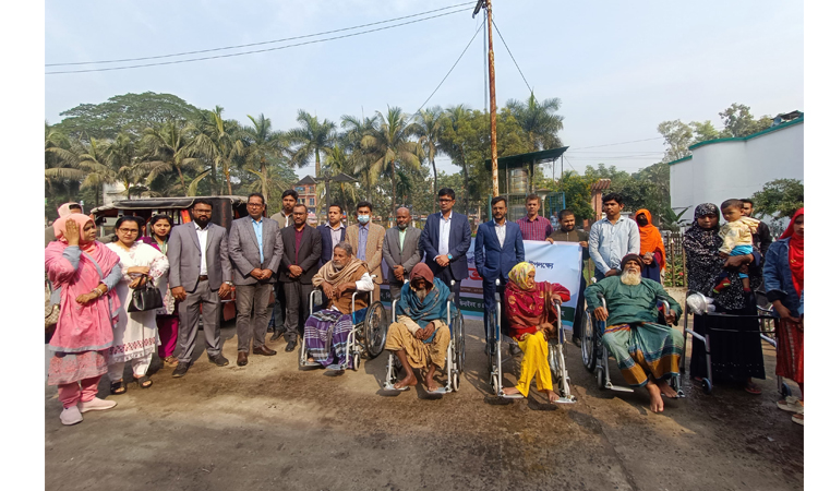 ঝিনাইদহে প্রতিবন্ধী দিবসে শোভাযাত্রা ও হুইলচেয়ার বিতরণ