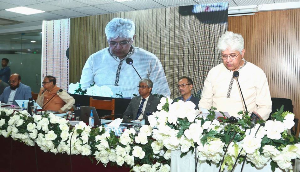 নতুন প্রজন্মের তরুণরা এখন চাকরির পেছনে না ছুটে উদ্যোক্তা হতে চায় : শিল্প উপদেষ্টা