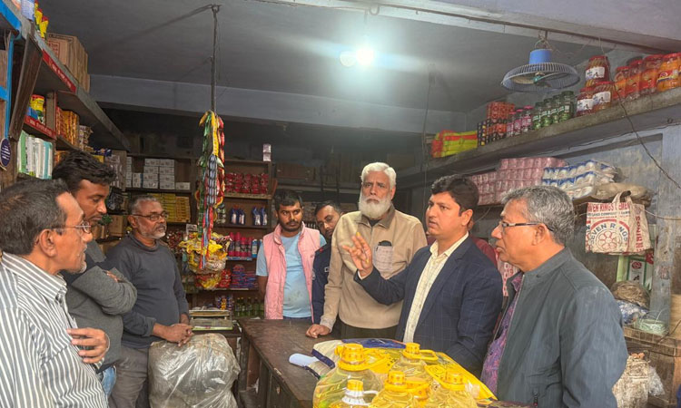 মাগুরায় ৩টি ব্যবসায় প্রতিষ্ঠানকে ভোক্তা অধিকারের জরিমানা