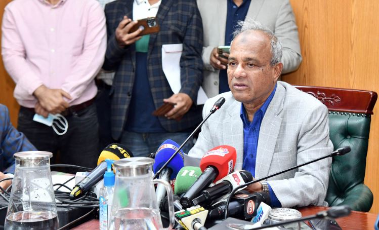 আলু চাষিদের ভর্তুকি দেওয়ার বিষয় বিবেচনা করছে সরকার : কৃষি উপদেষ্টা