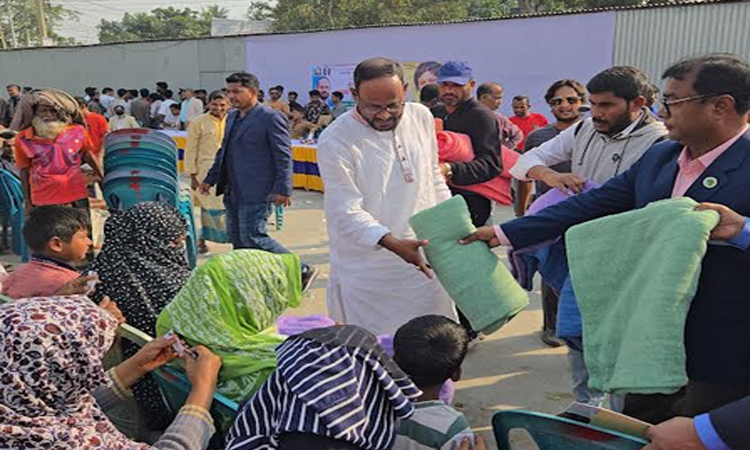 খালেদা জিয়ার রোগমুক্তি কামনায় টাঙ্গাইলে কম্বল বিতরণ