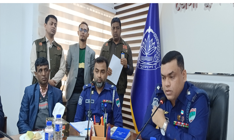 ঝিনাইদহে সাংবাদিকদের সঙ্গে পুলিশ সুপারের মতবিনিময়