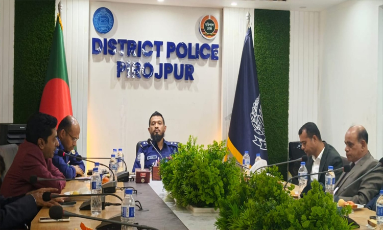 পিরোজপুরে সাংবাদিকদের সঙ্গে পুলিশ সুপারের মতবিনিময়