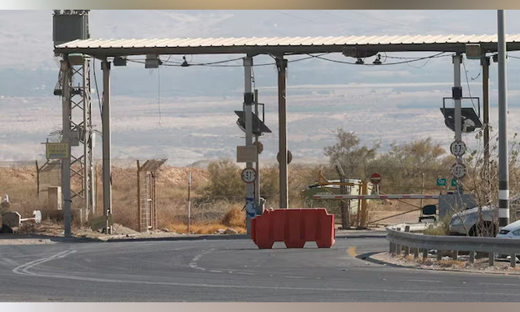 গাজায় ত্রাণ প্রবেশে জর্ডান সীমান্তের অ্যালেনবি ক্রসিং ফের খুলছে বুধবার