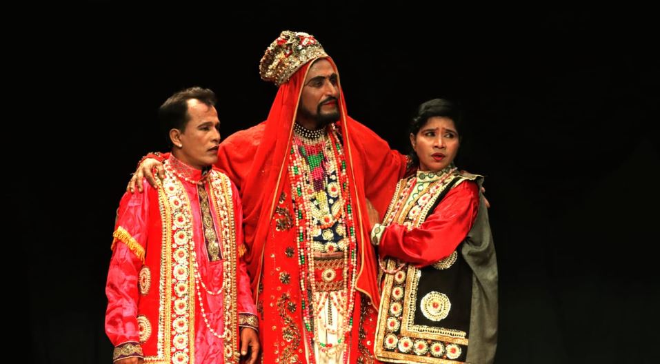 শিল্পকলায় ‘চরিত্রহীন' মঞ্চায়িত হবে কাল