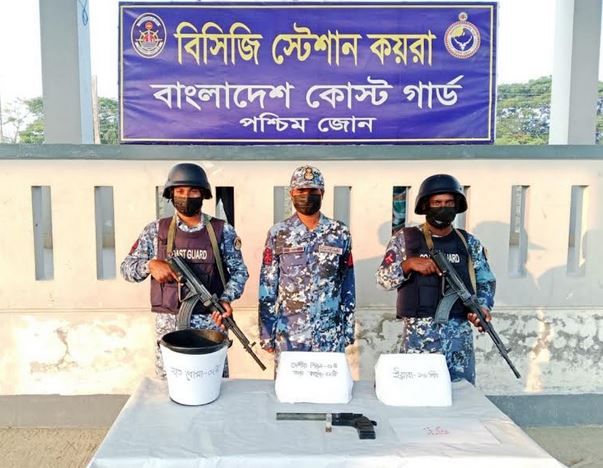 শ্যামনগর থেকে দেশীয় পিস্তলসহ মাদক উদ্ধার